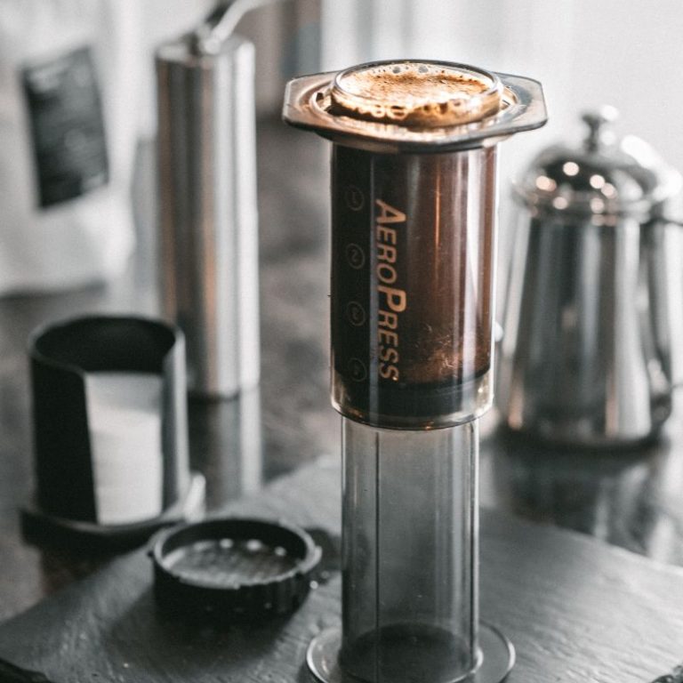 AeroPress Coffee Maker Review and Brewing Guide (Who It’s for and How